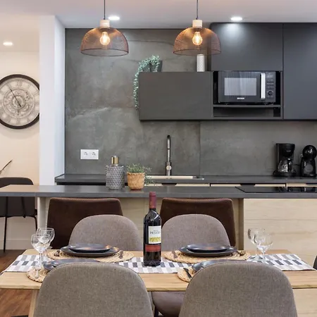 Casa Sol - Private Pool With A Large Garden * Famalicão