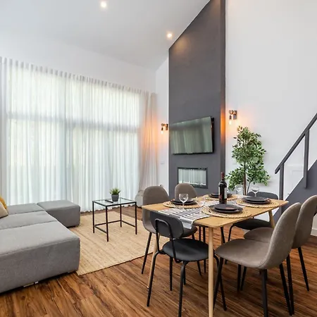 Casa Sol - Private Pool With A Large Garden Tatil Evi