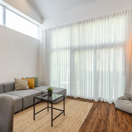 Casa Sol - Private Pool With A Large Garden * Famalicão