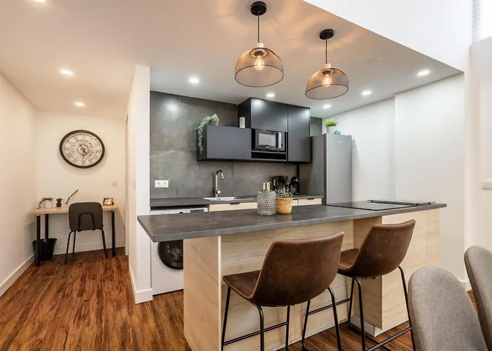 Casa Sol - Private Pool With A Large Garden Сasa de vacaciones Famalicão