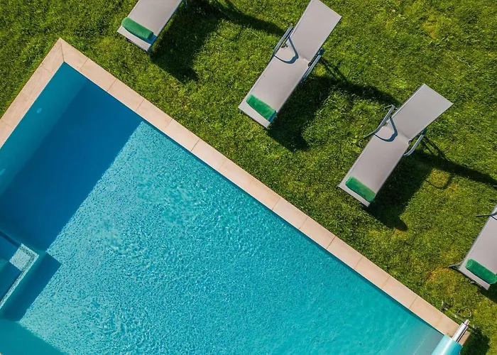 Casa Sol - Private Pool With A Large Garden Сasa de vacaciones Famalicão