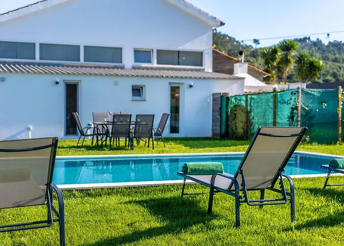 Casa Sol - Private Pool With A Large Garden Prázdninový dům Famalicão